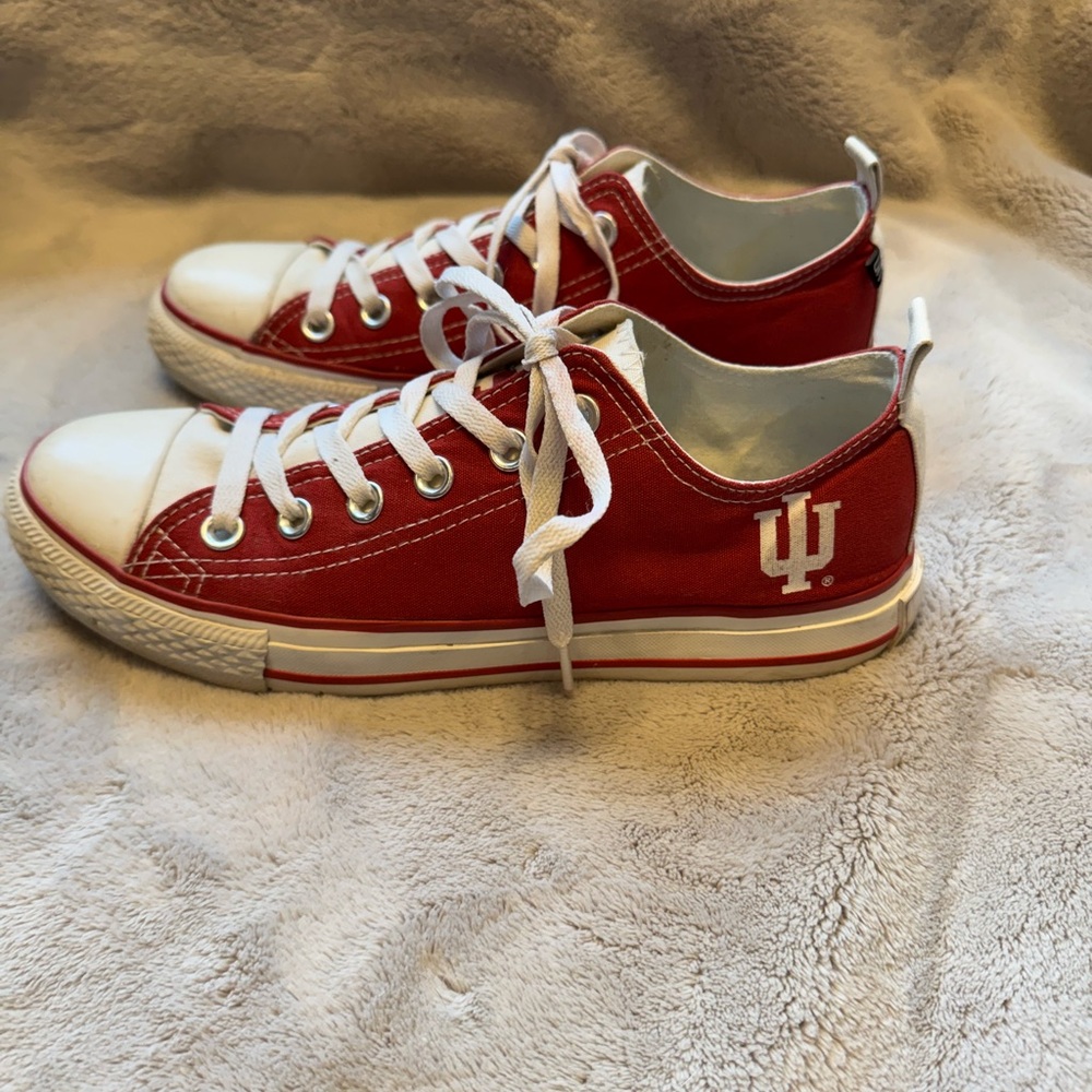 Skicks Red and White Canvas Indiana University Sneakers with Rubber Sole